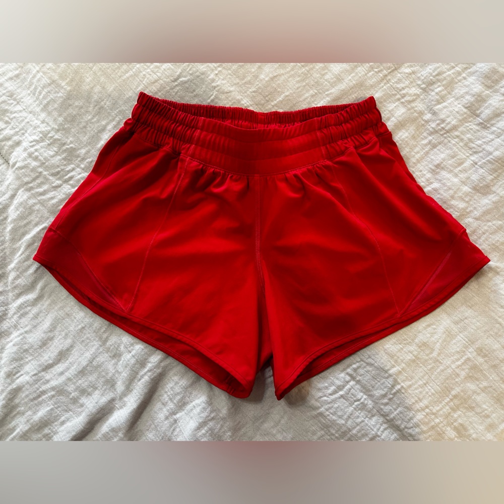 Lululemon Hotty Hot Short